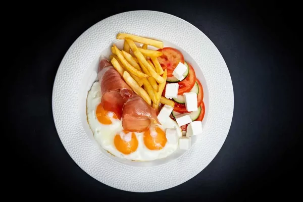 Eggs “Sunny Side Up” prosciutto